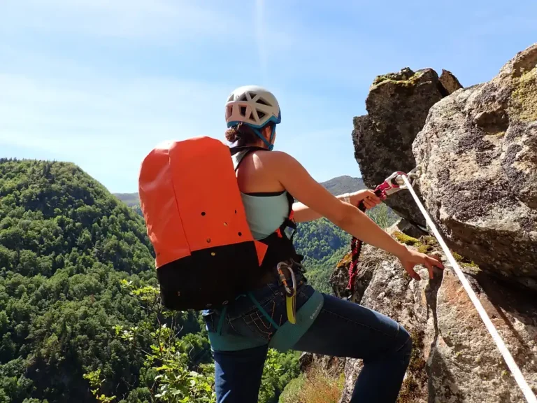 Escalade, Ski, Canyoning En Ariège 7 via corda en Ariège en vallée d Ax les thermes